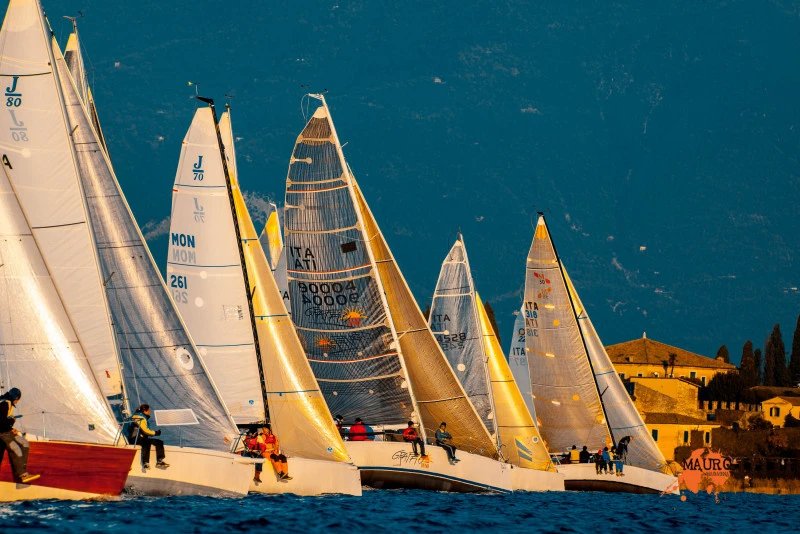 Vela — Centro Nautico Bardolino